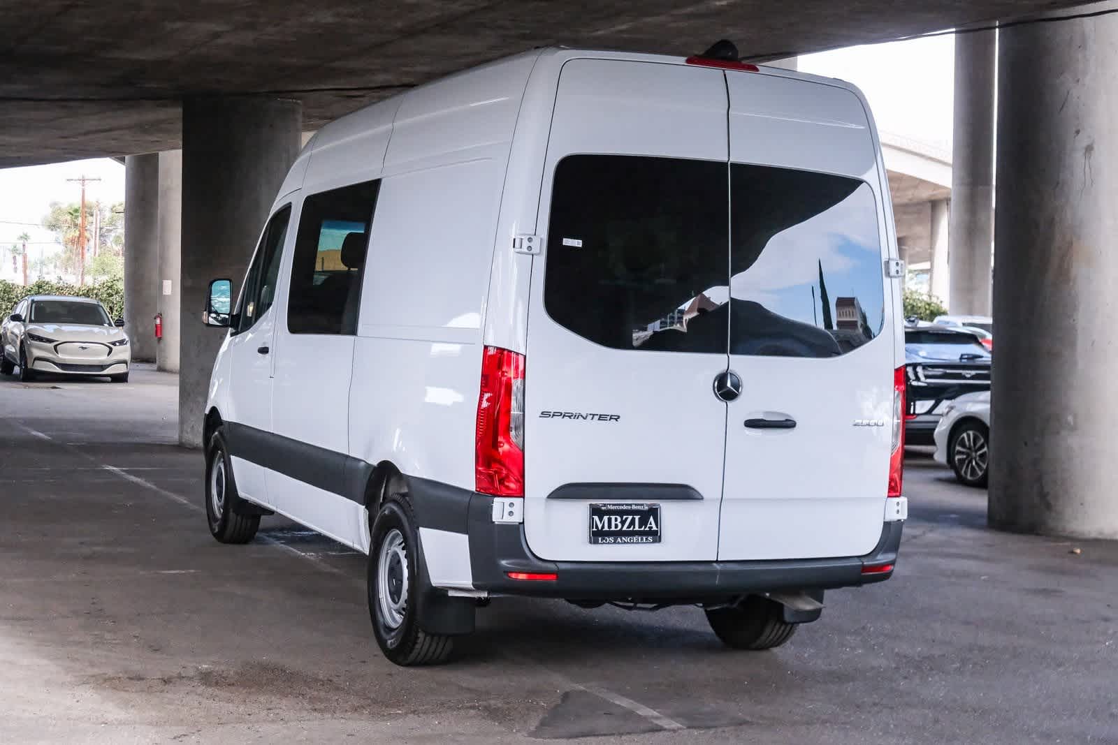 Thumbnail: 2023 Mercedes-Benz Sprinter - 6