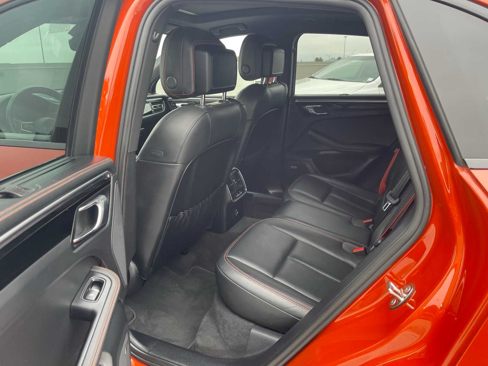 2023 Porsche Macan S 6