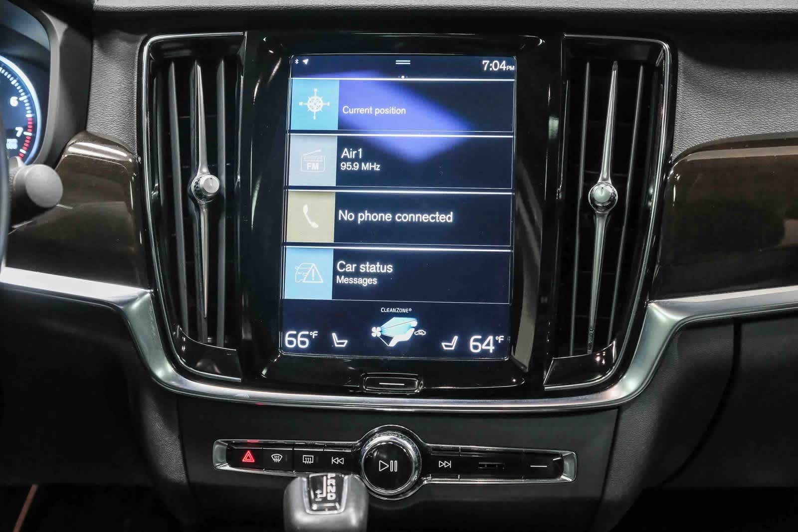 Thumbnail: 2018 Volvo S90 - 14