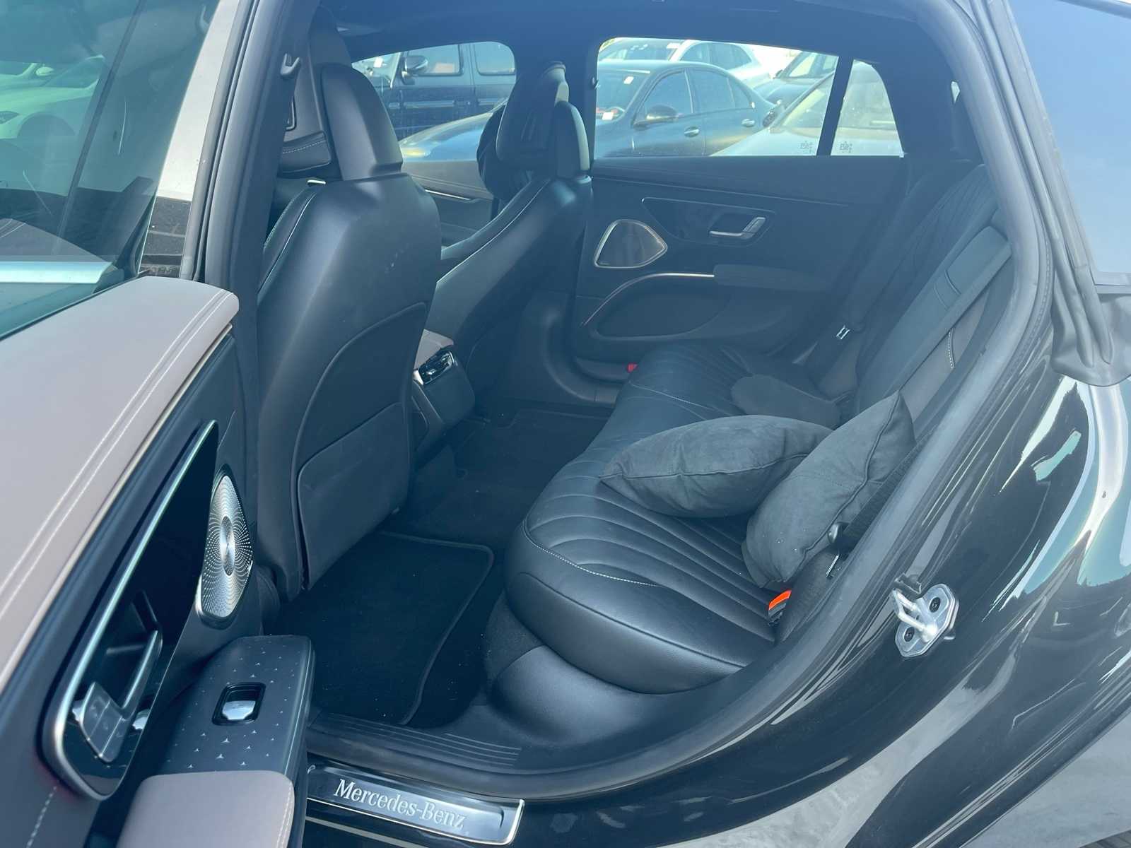 Thumbnail: 2022 Mercedes-Benz EQS - 27