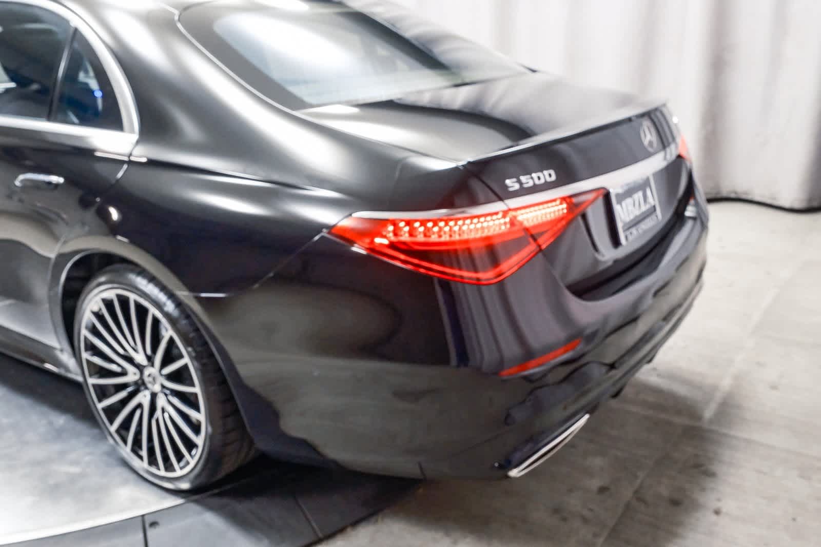 Thumbnail: 2022 Mercedes-Benz S-Class - 8