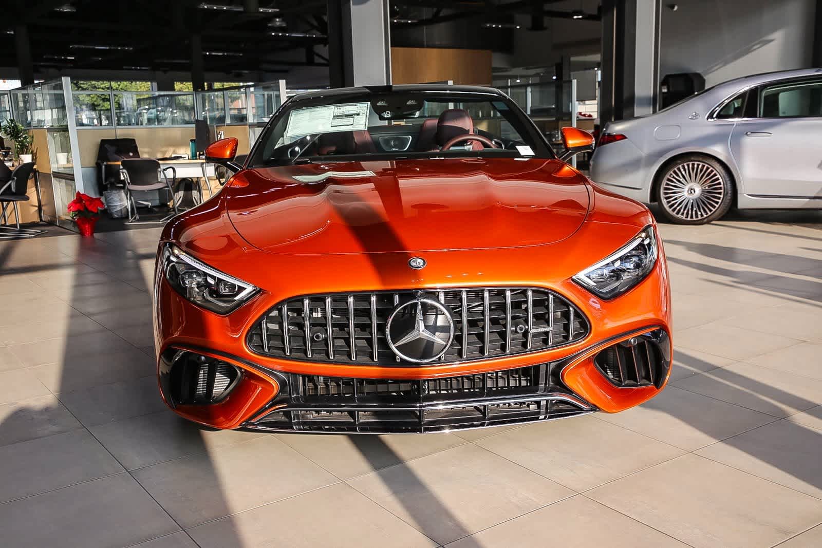 Thumbnail: 2024 Mercedes-Benz SL-Class - 3