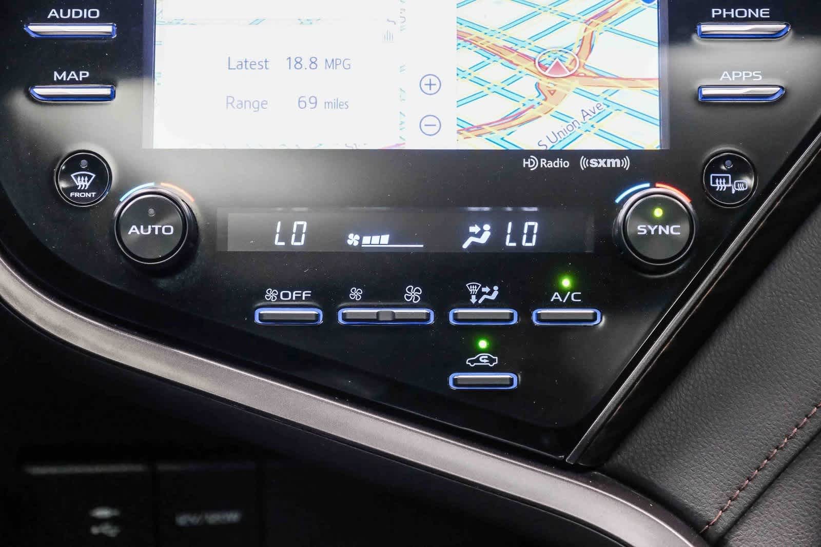 Thumbnail: 2019 Toyota Camry - 15