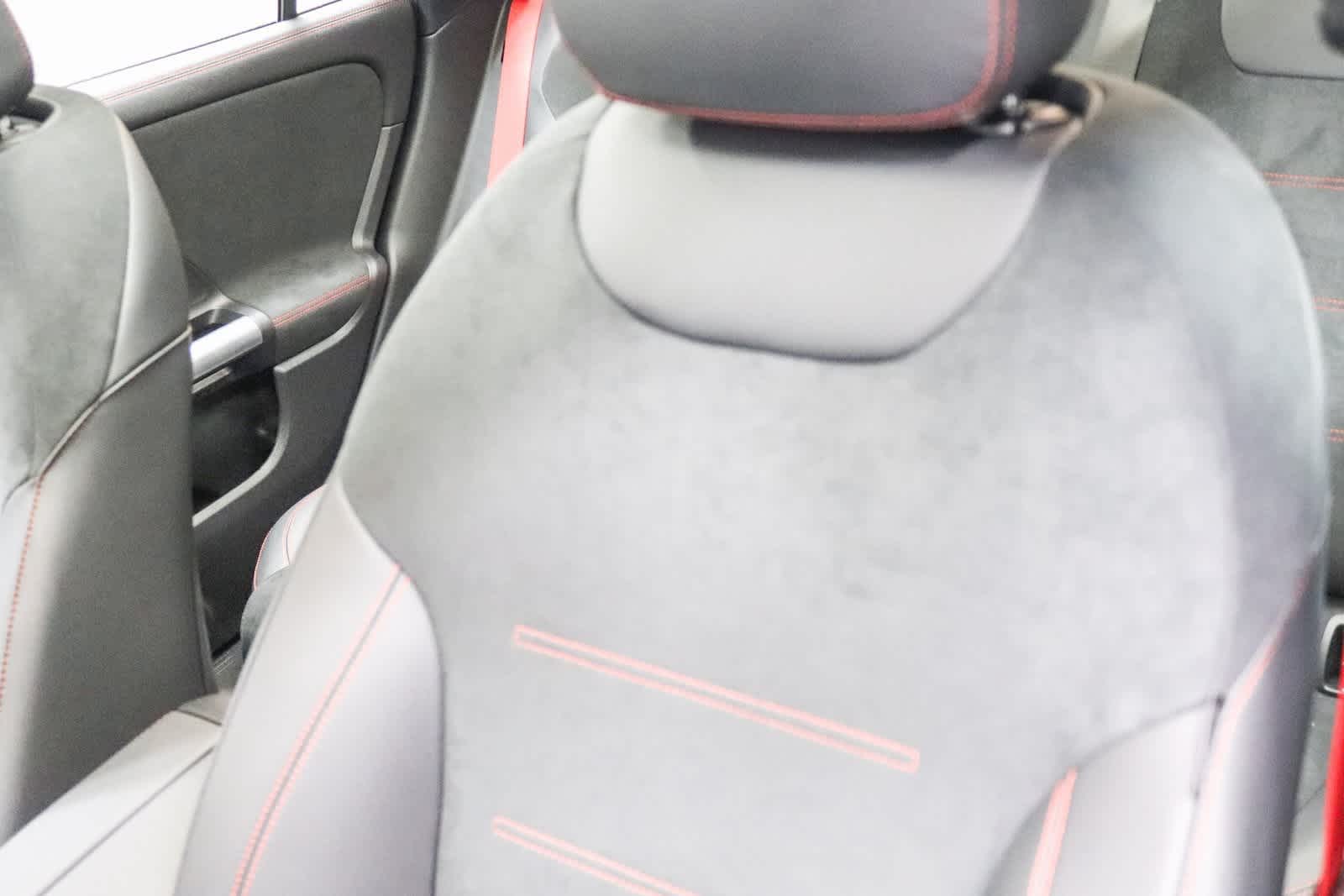 Thumbnail: 2025 Mercedes-Benz GLA - 23