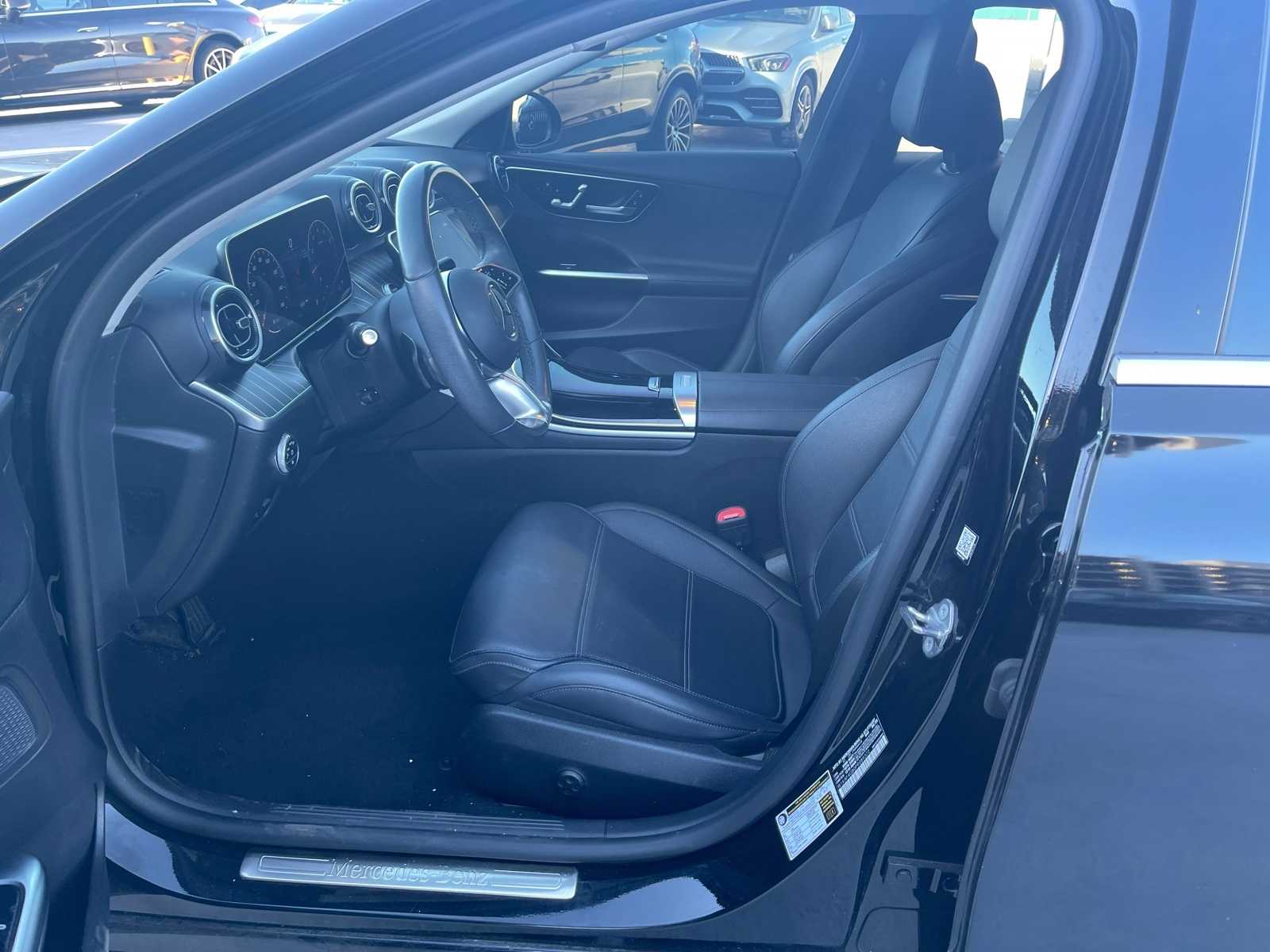 Thumbnail: 2023 Mercedes-Benz C-Class - 7