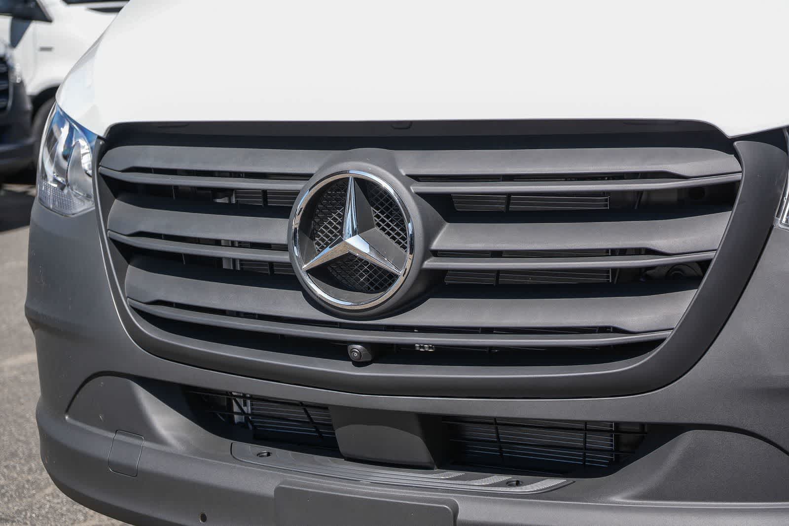 Thumbnail: 2026 Mercedes-Benz Sprinter - 6