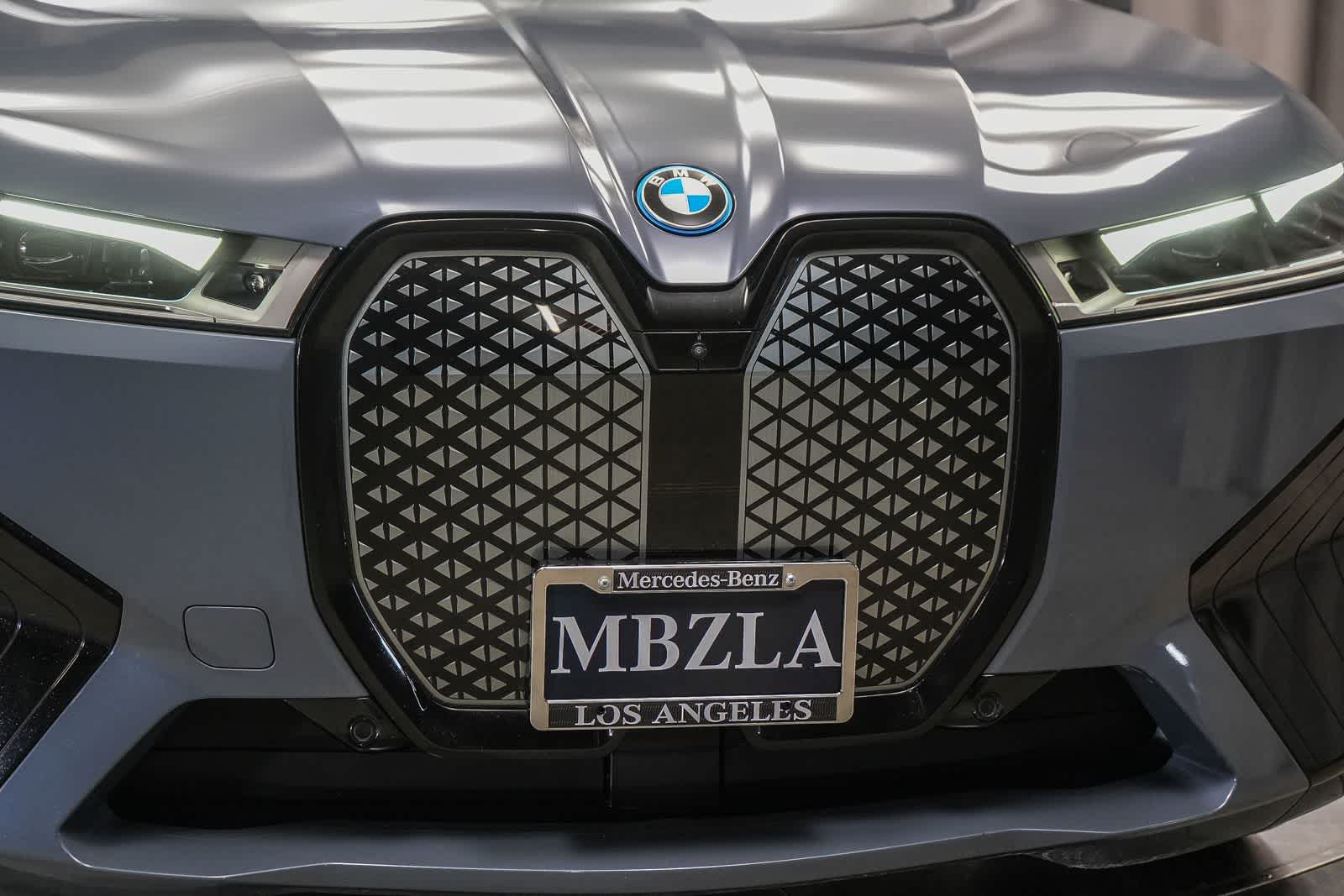 Thumbnail: 2023 BMW iX - 5