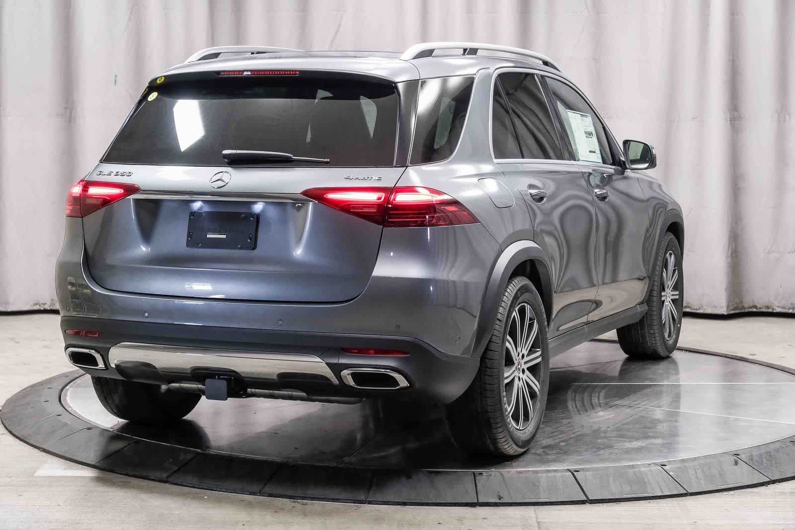 Thumbnail: 2026 Mercedes-Benz GLE - 4