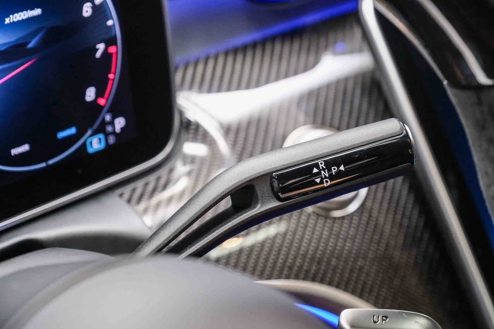 Thumbnail: 2025 Mercedes-Benz C-Class - 16