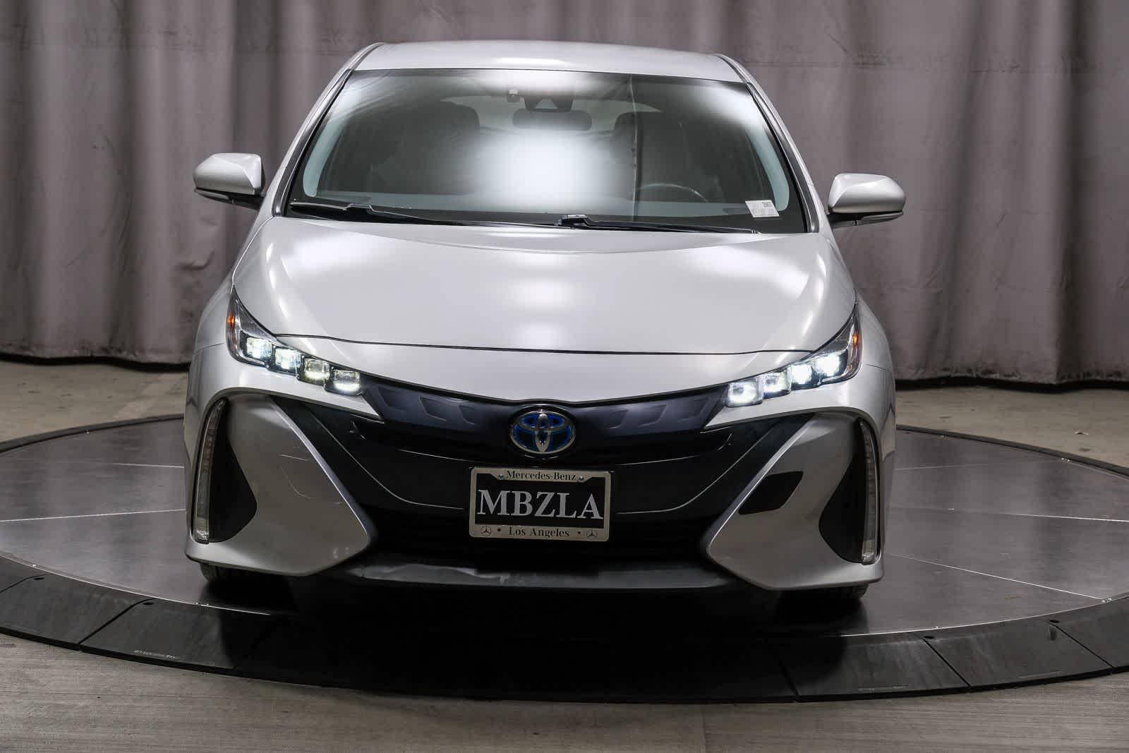 Thumbnail: 2017 Toyota Prius Prime - 6