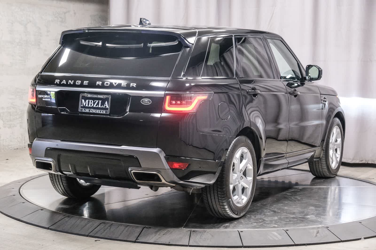 Thumbnail: 2018 Land Rover Range Rover Sport - 4