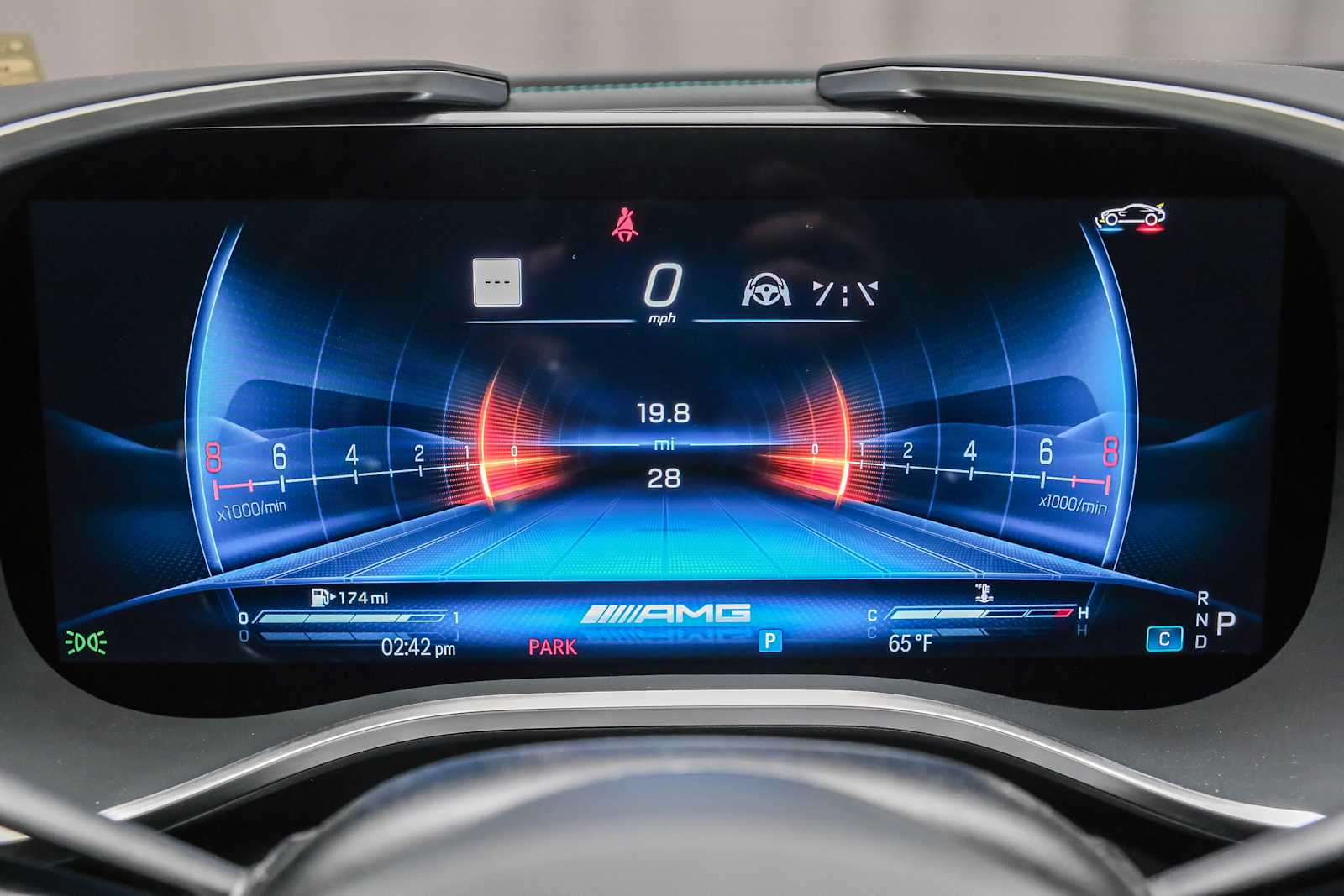 Thumbnail: 2025 Mercedes-Benz AMG GT - 25