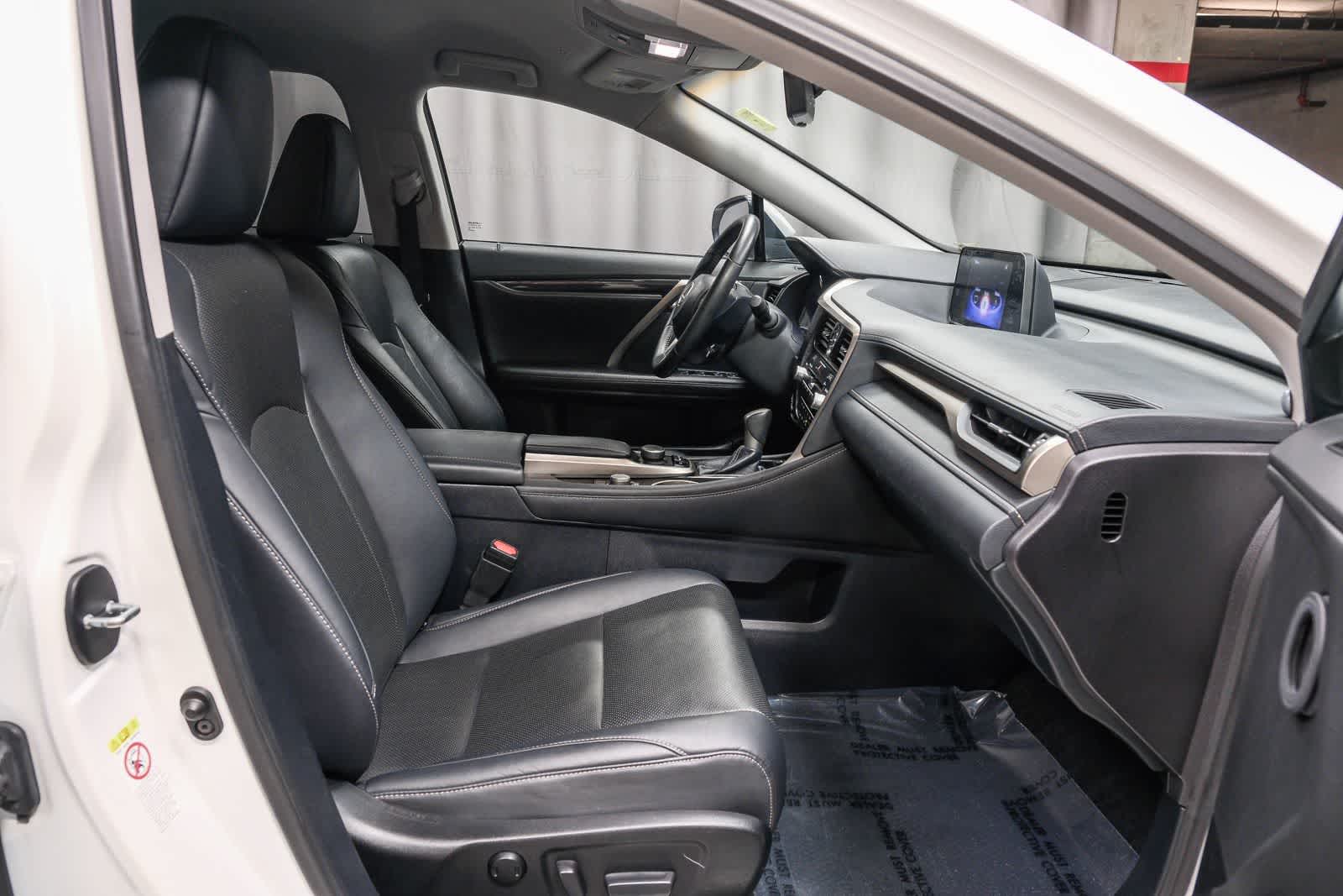 Thumbnail: 2016 Lexus RX - 12