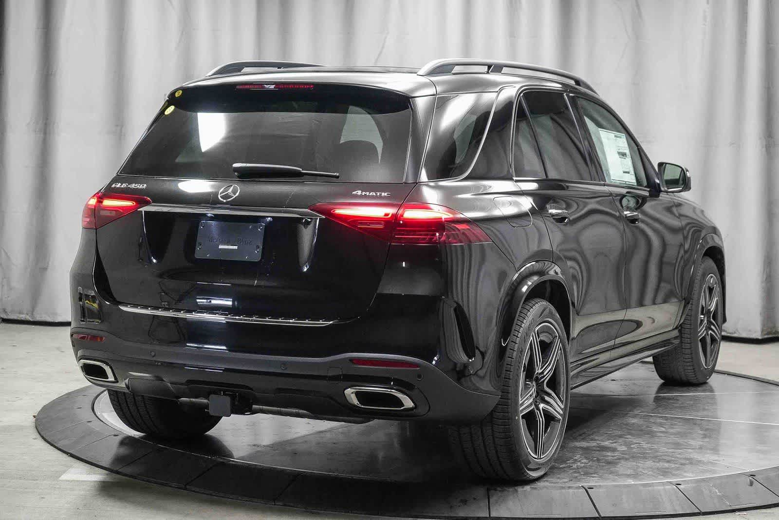 Thumbnail: 2026 Mercedes-Benz GLE - 8