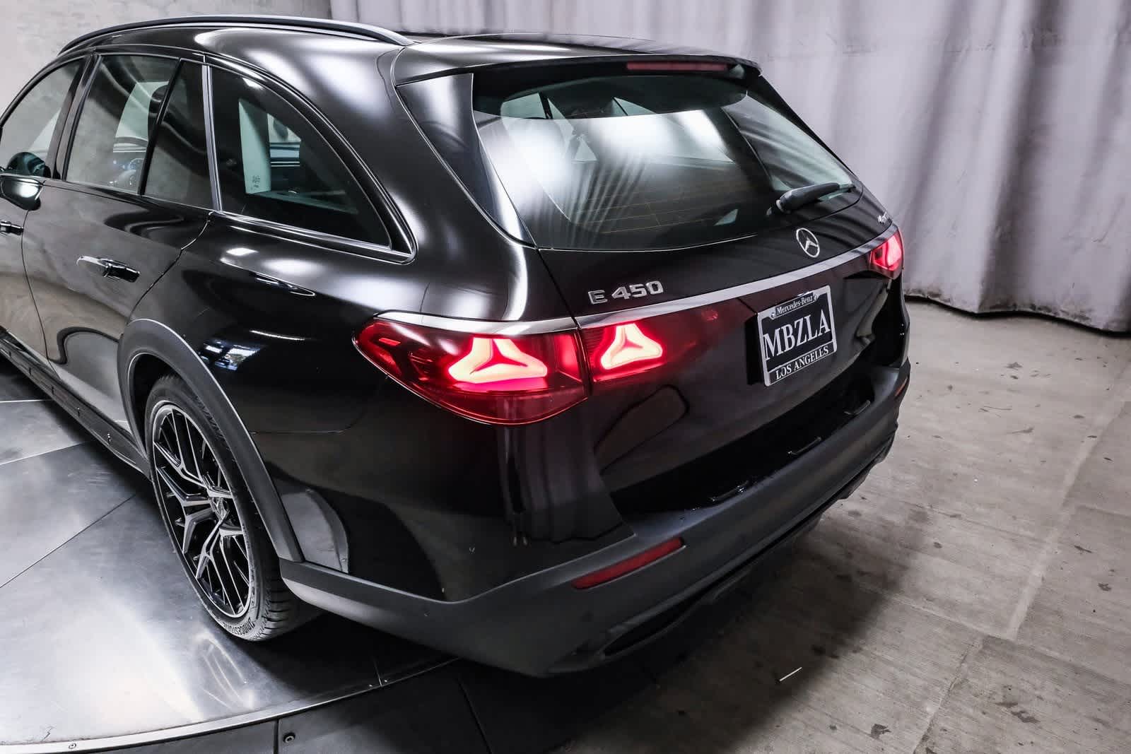 Thumbnail: 2025 Mercedes-Benz E-Class - 8