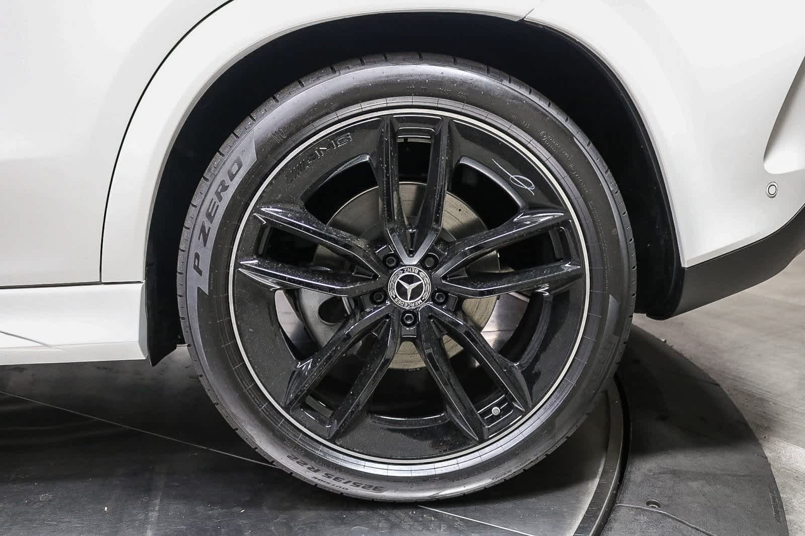 Thumbnail: 2026 Mercedes-Benz GLE - 10