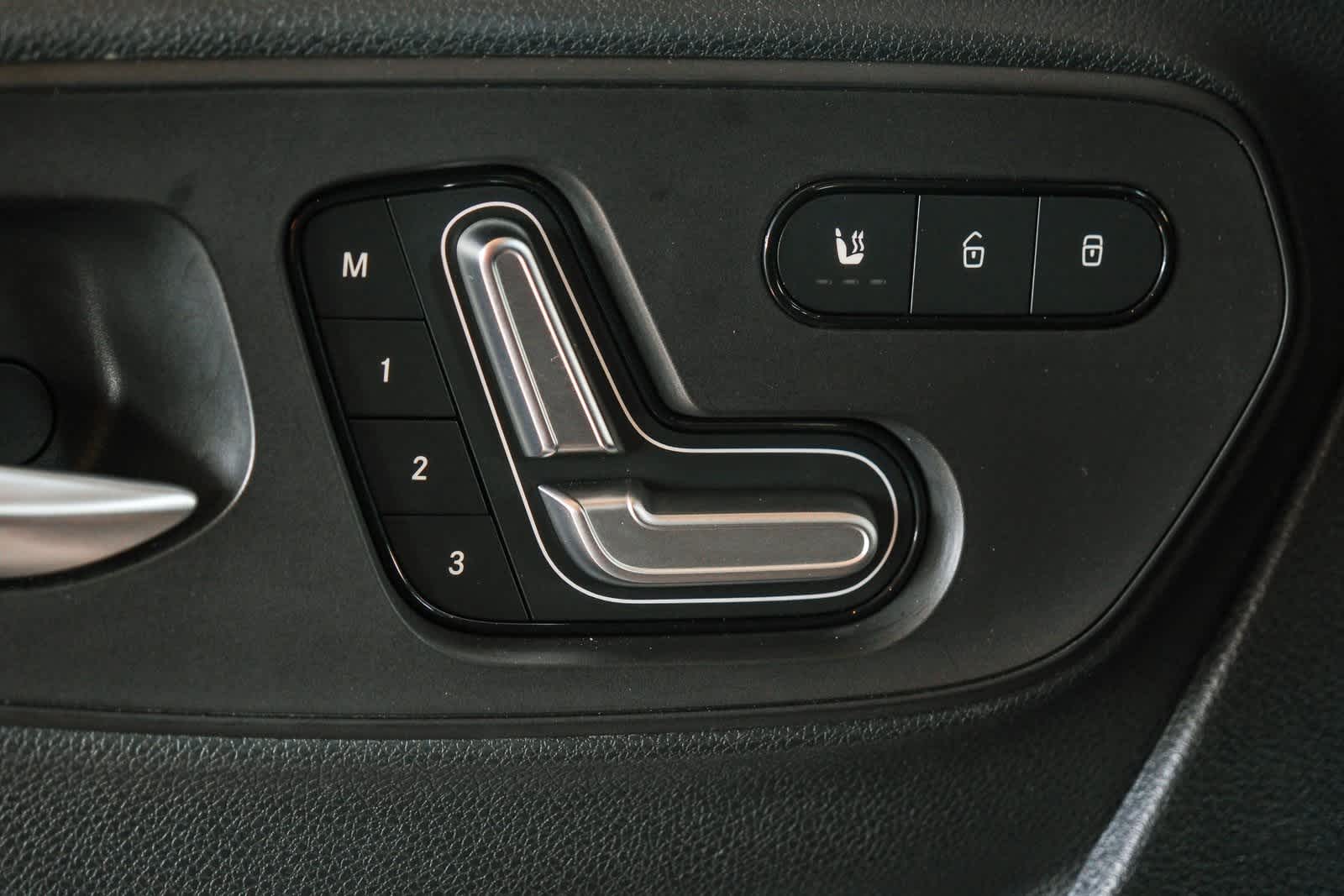 Thumbnail: 2024 Mercedes-Benz Sprinter - 24