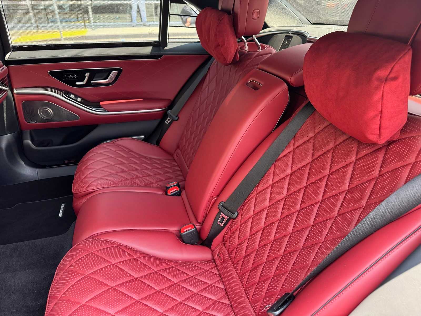 Thumbnail: 2022 Mercedes-Benz S-Class - 6