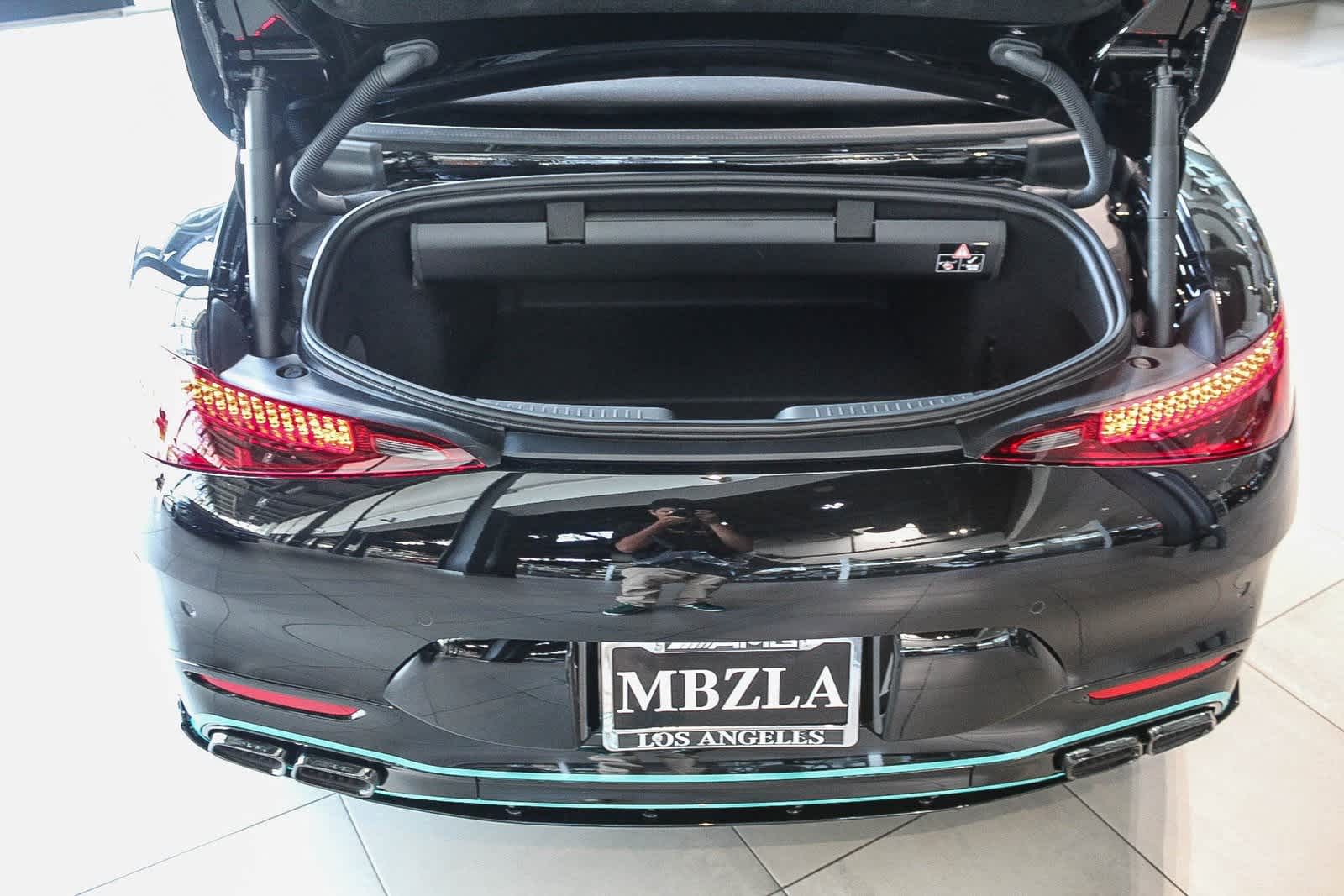 Thumbnail: 2024 Mercedes-Benz SL-Class - 24