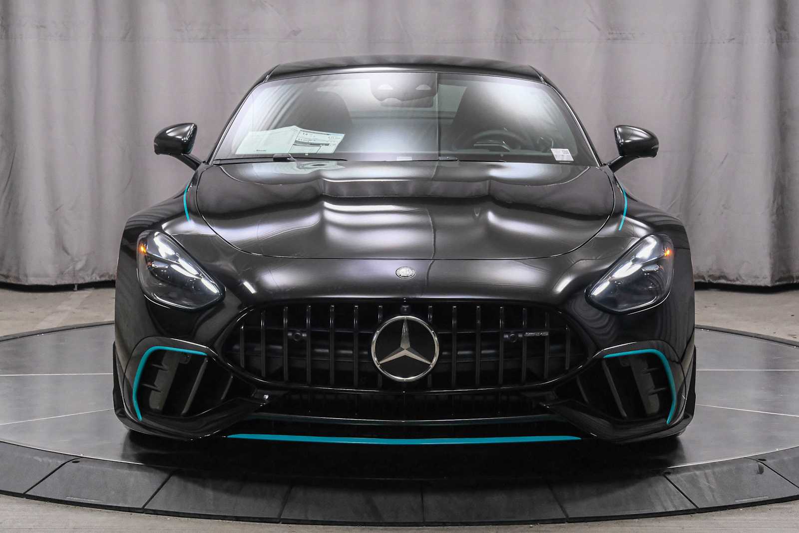 Thumbnail: 2025 Mercedes-Benz AMG GT - 6