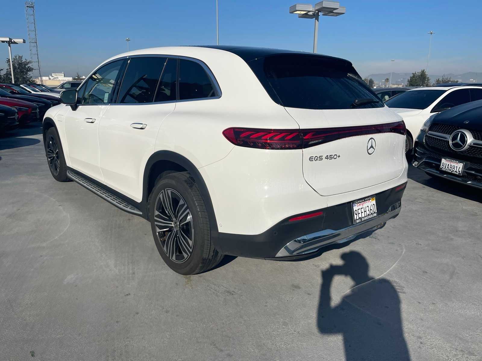 Thumbnail: 2023 Mercedes-Benz EQS - 3