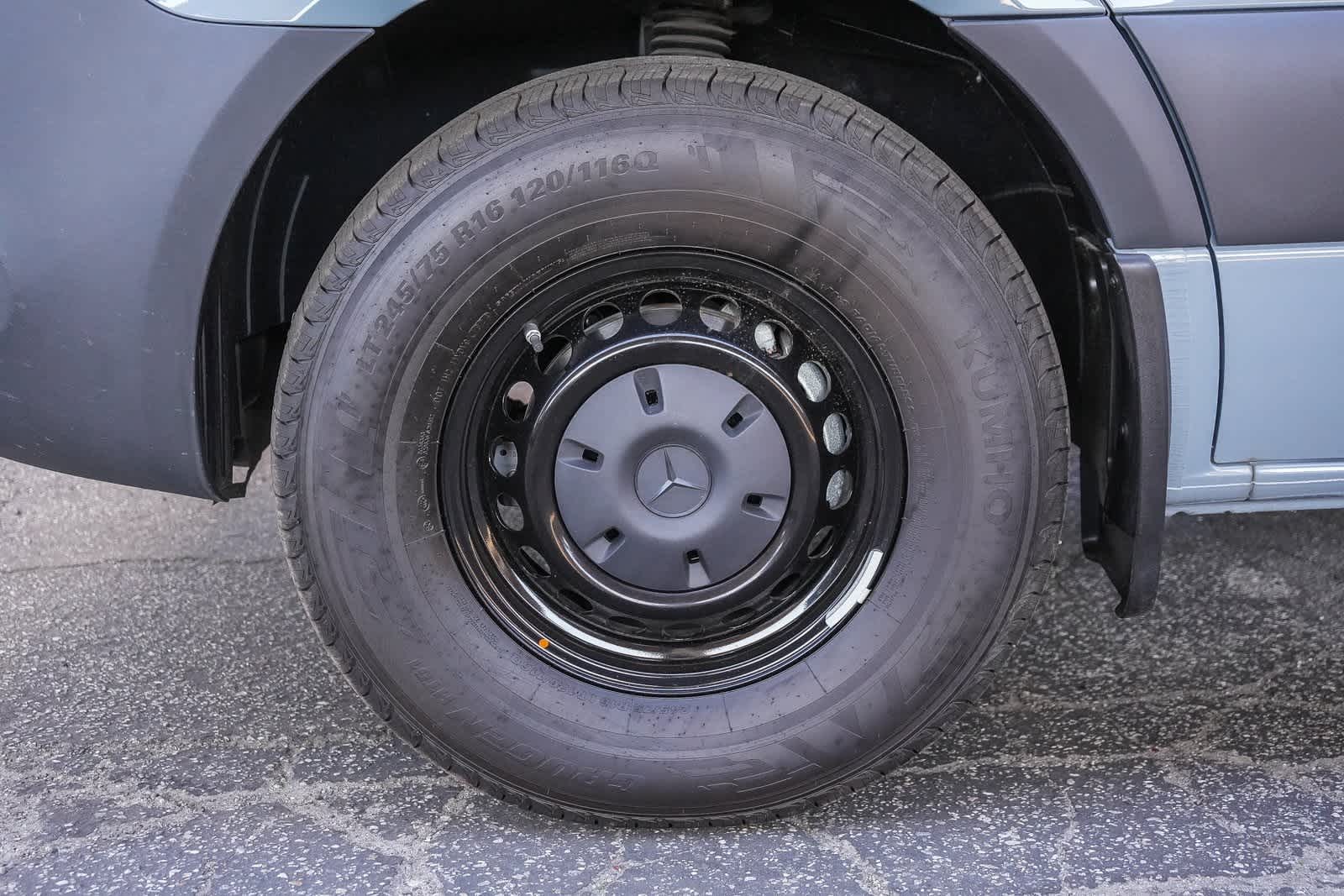 Thumbnail: 2025 Mercedes-Benz Sprinter - 11