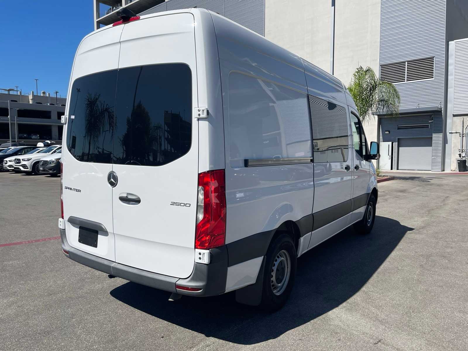 Thumbnail: 2023 Mercedes-Benz Sprinter - 5