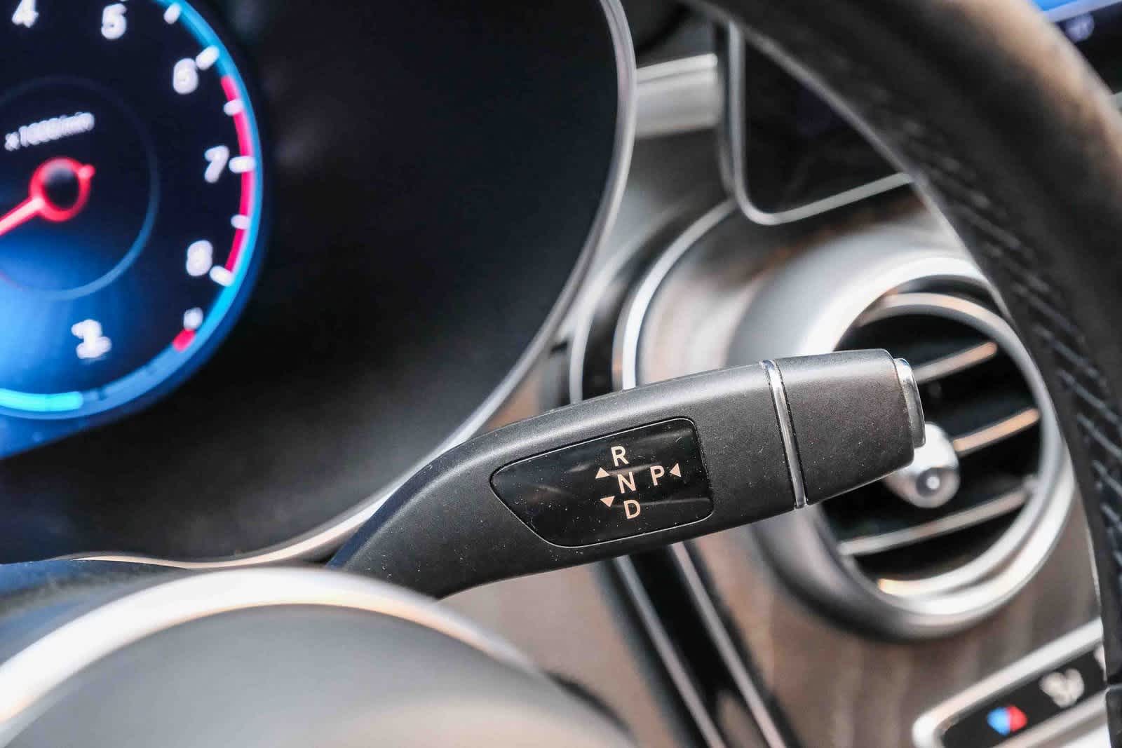 Thumbnail: 2021 Mercedes-Benz C-Class - 21