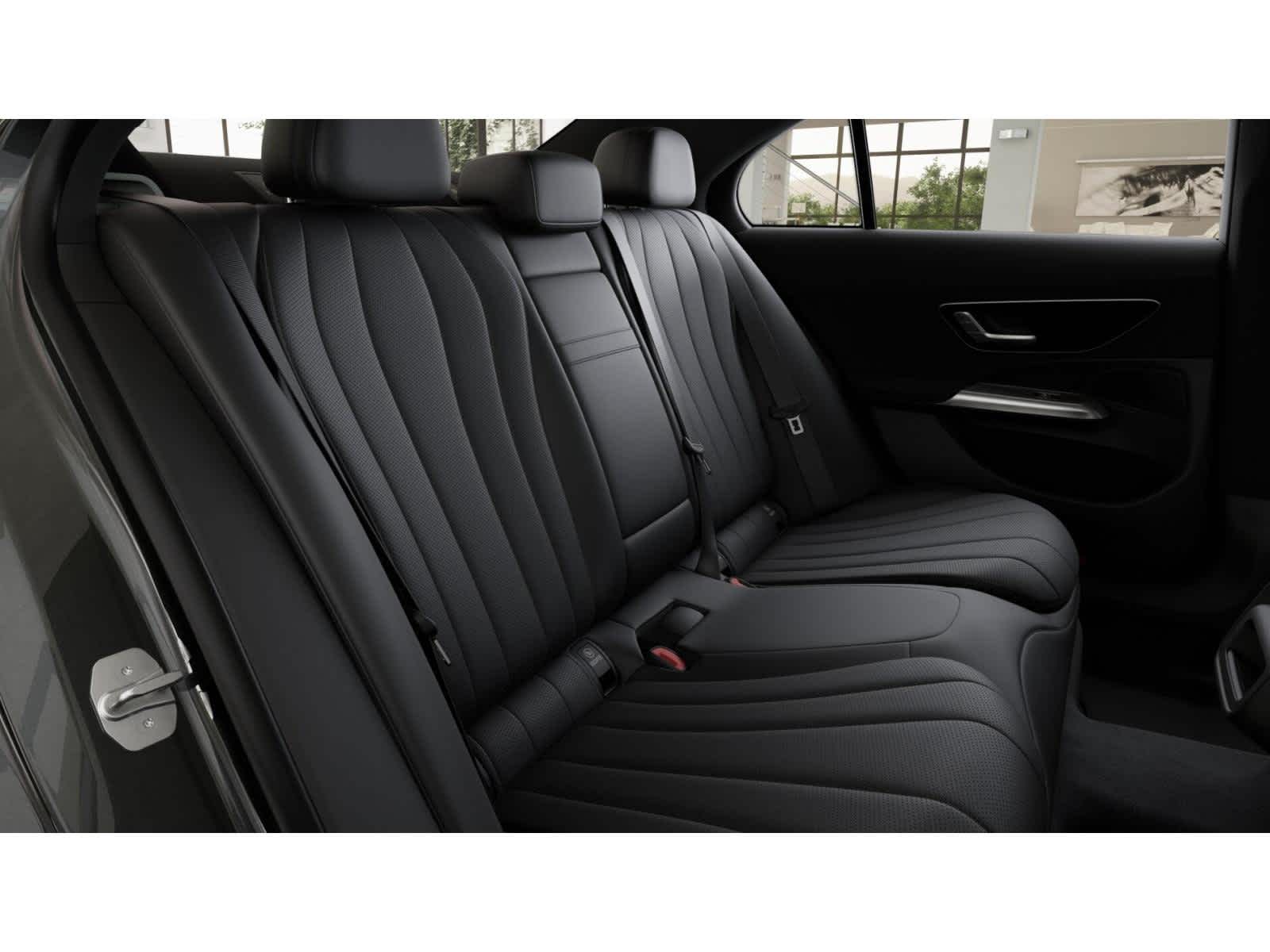 Thumbnail: 2026 Mercedes-Benz E-Class - 4