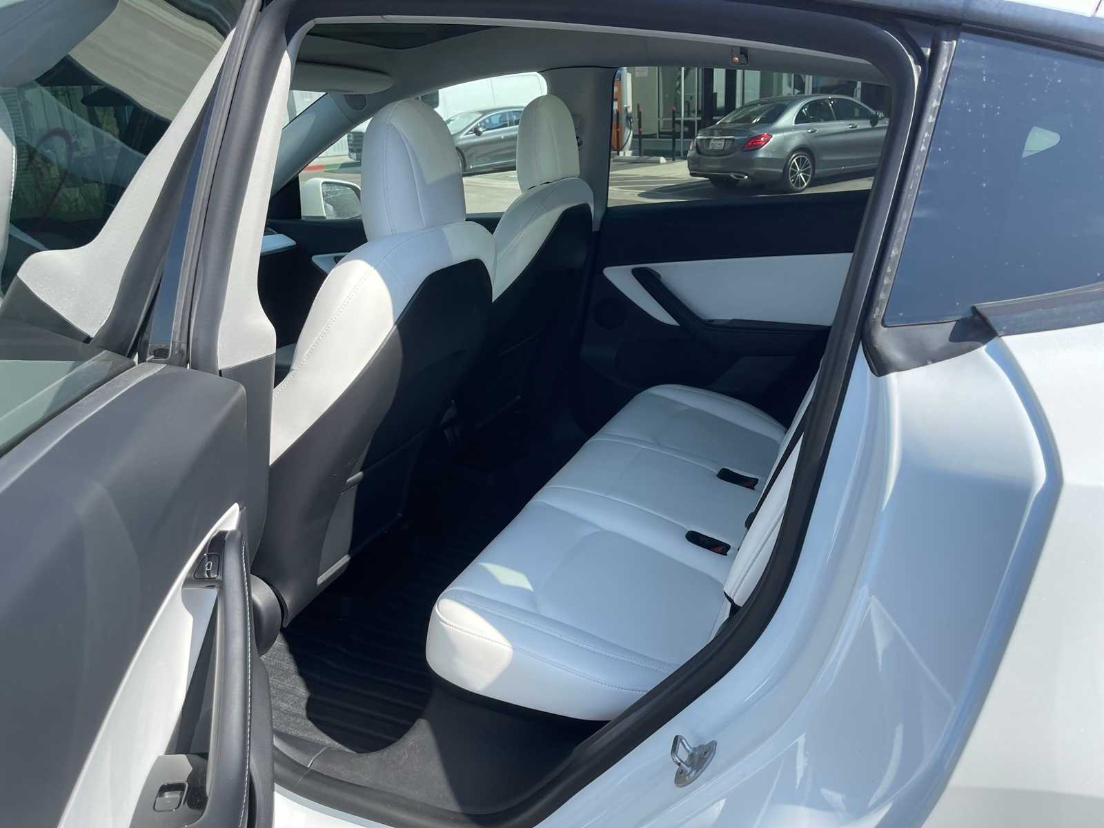 Thumbnail: 2020 Tesla Model Y - 6
