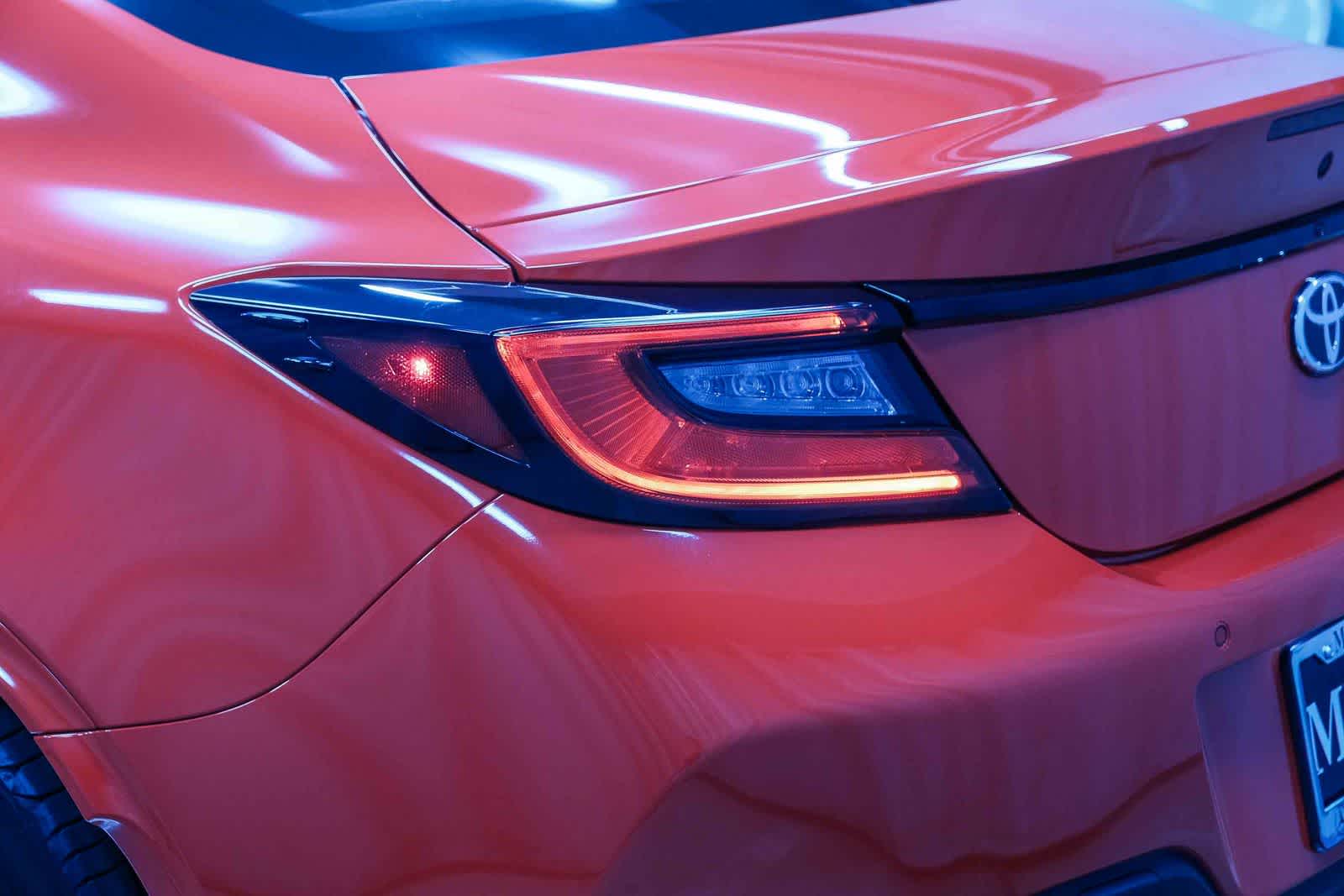 Thumbnail: 2025 Toyota GR86 - 7