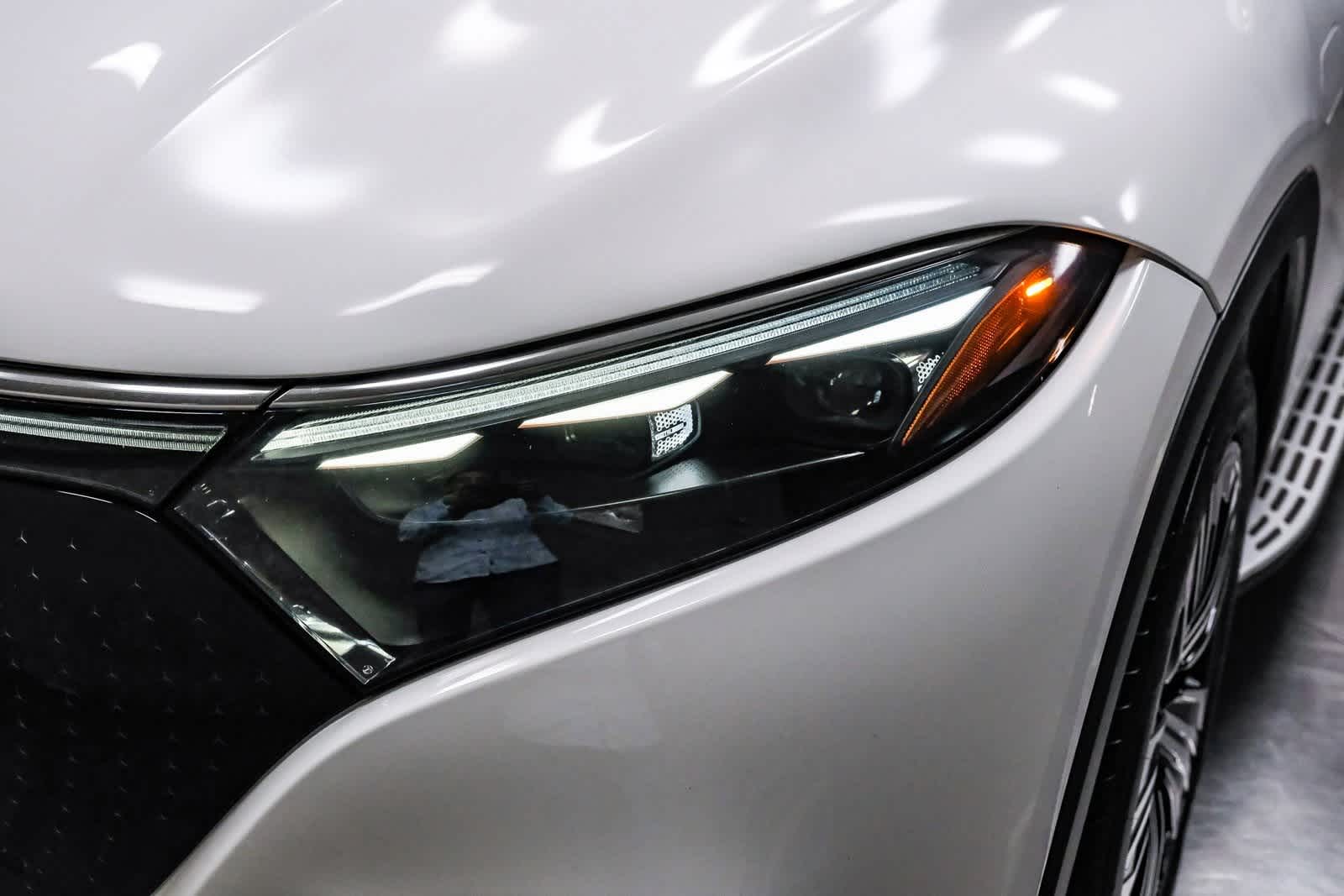 Thumbnail: 2023 Mercedes-Benz EQS - 11