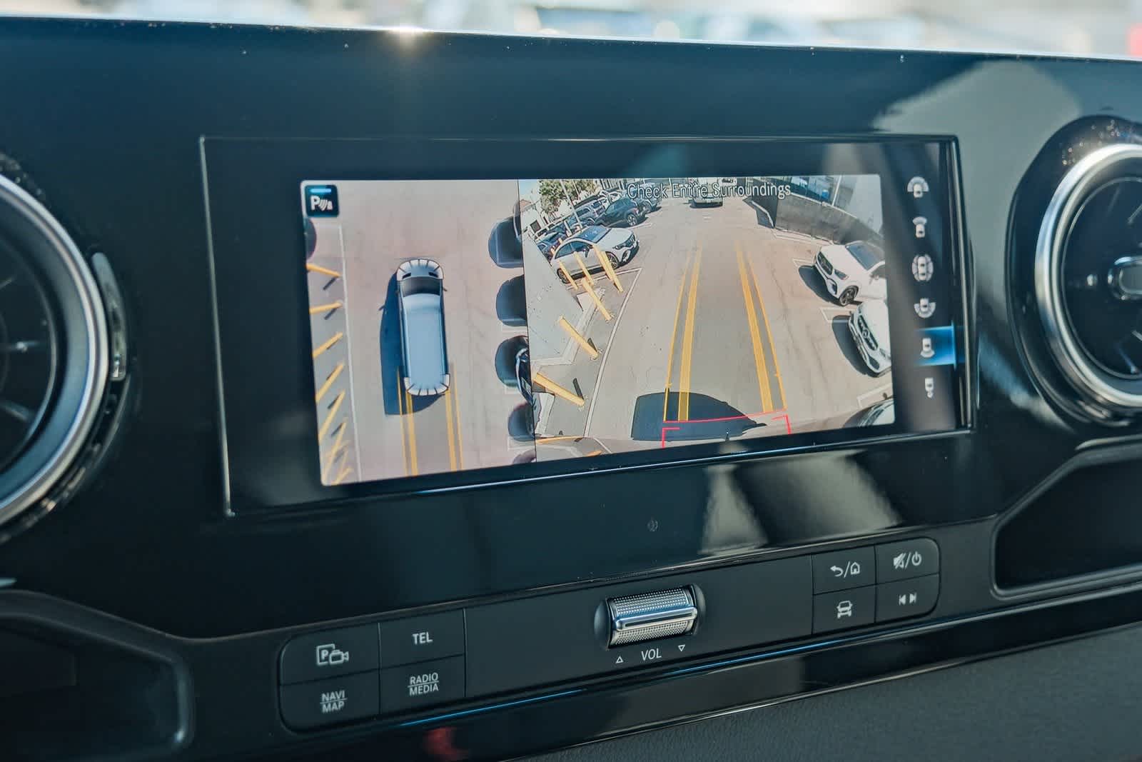 Thumbnail: 2024 Mercedes-Benz Sprinter - 20