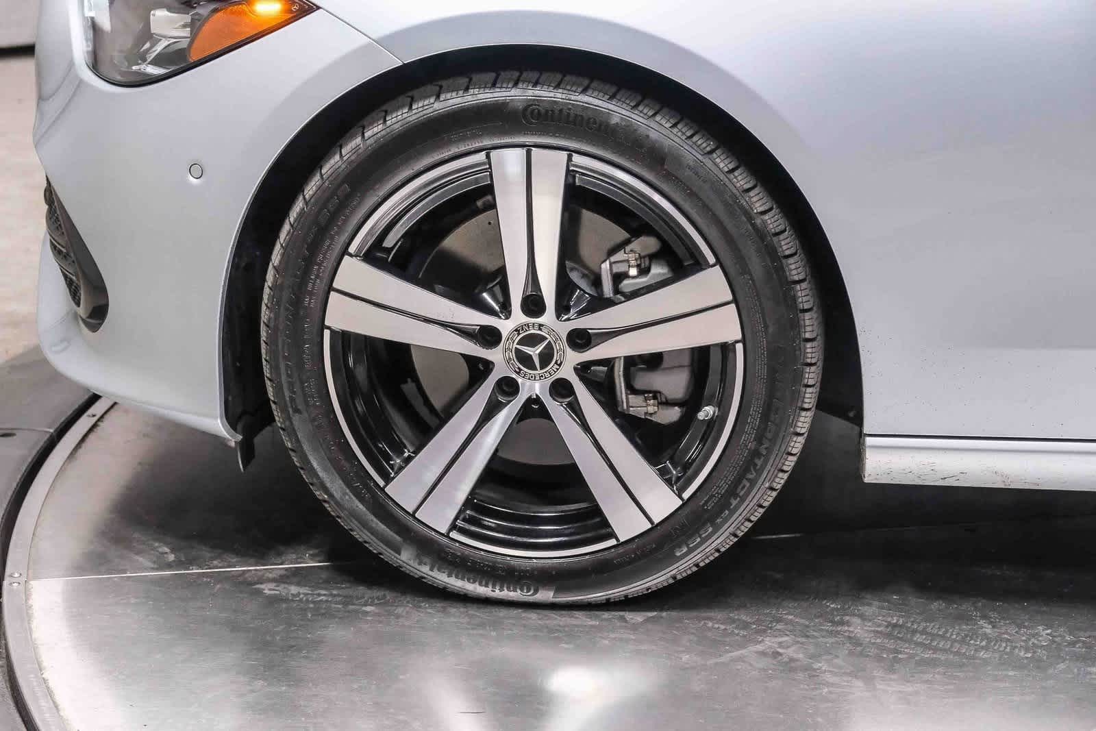 Thumbnail: 2025 Mercedes-Benz C-Class - 10