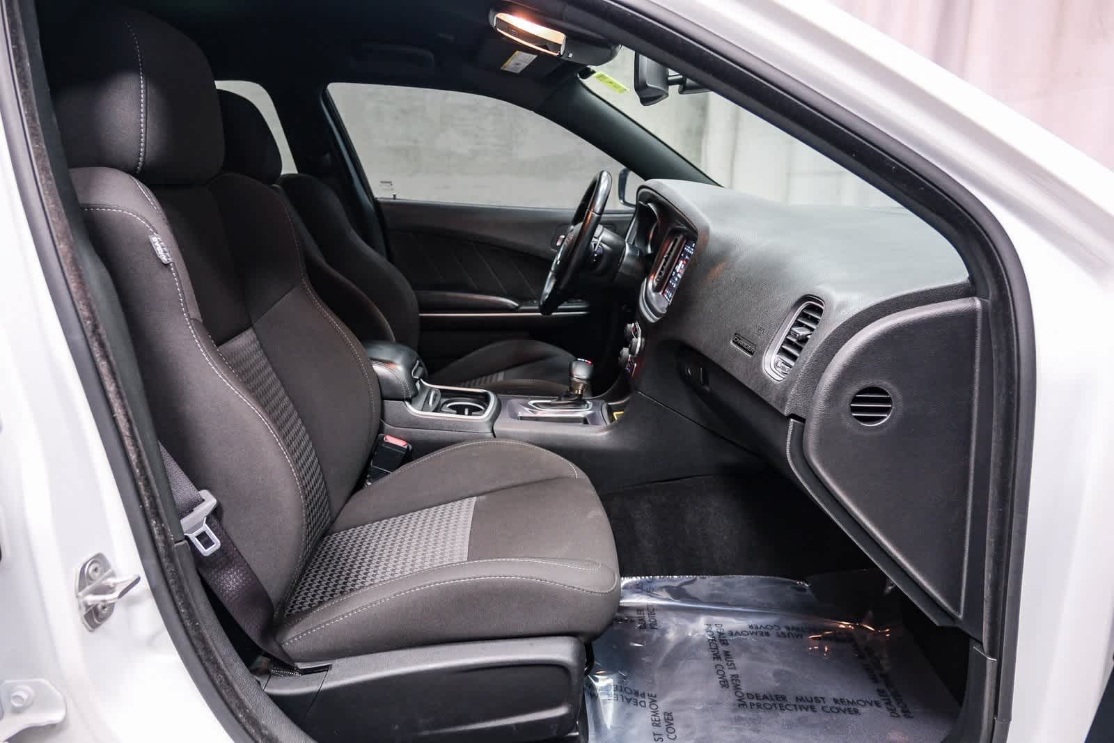 Thumbnail: 2021 Dodge Charger - 18