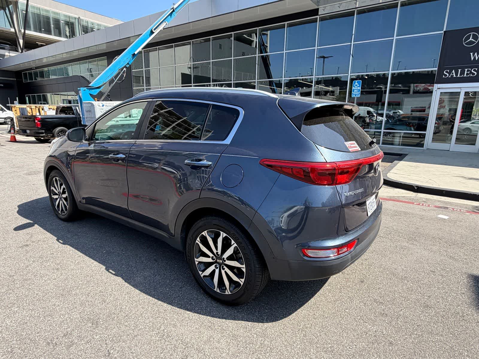 Thumbnail: 2017 Kia Sportage - 3