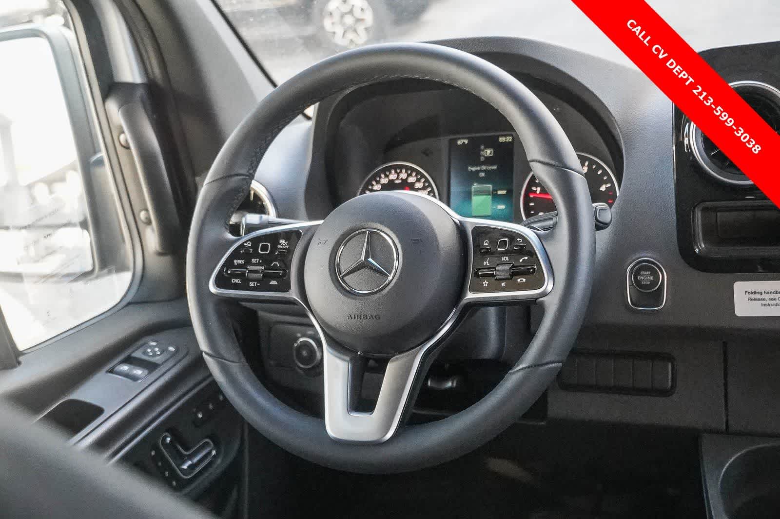 Thumbnail: 2024 Mercedes-Benz Sprinter - 8