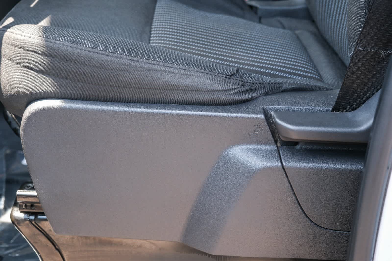 Thumbnail: 2019 Ford Transit Series - 21