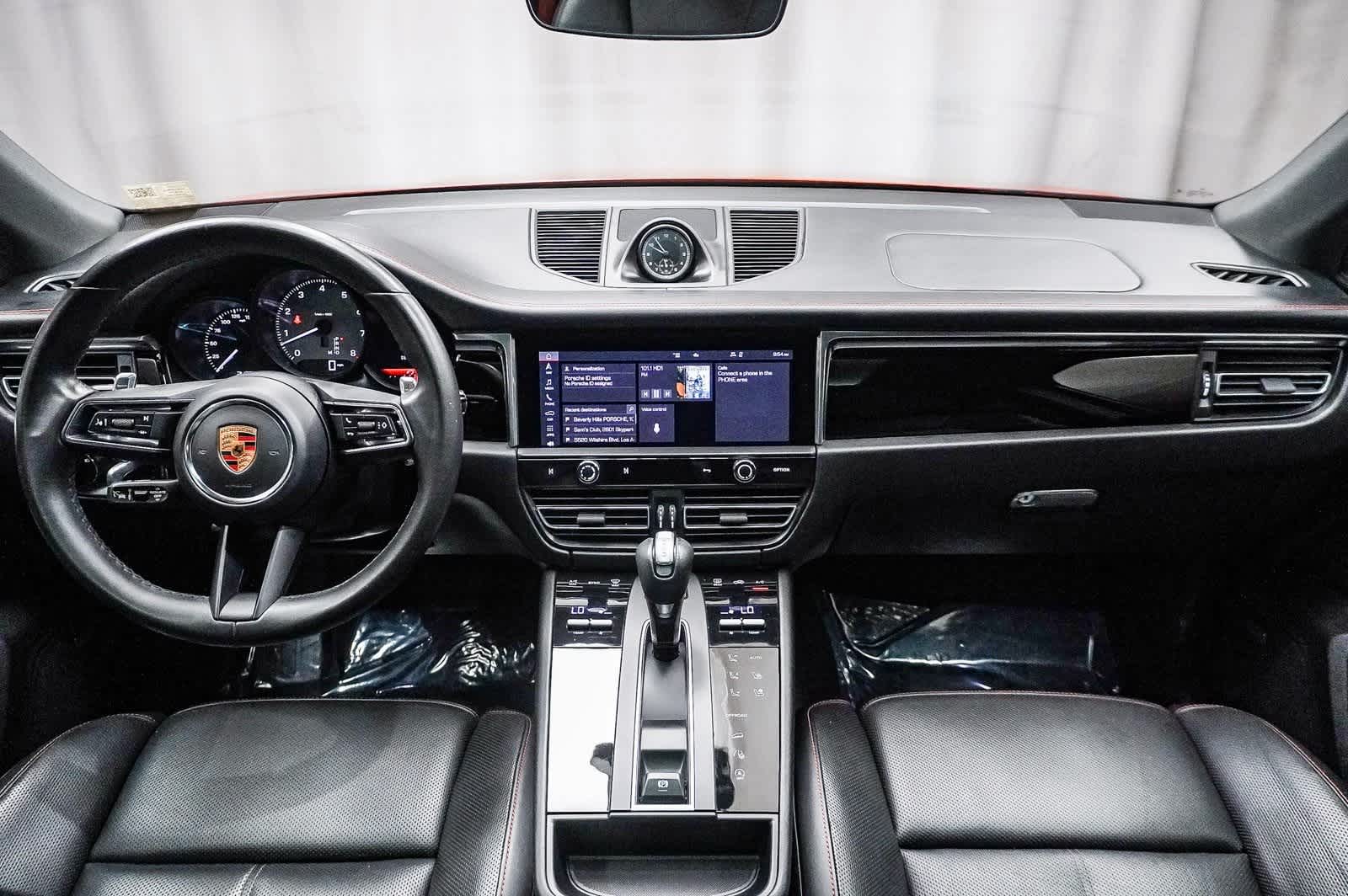 2023 Porsche Macan S 14