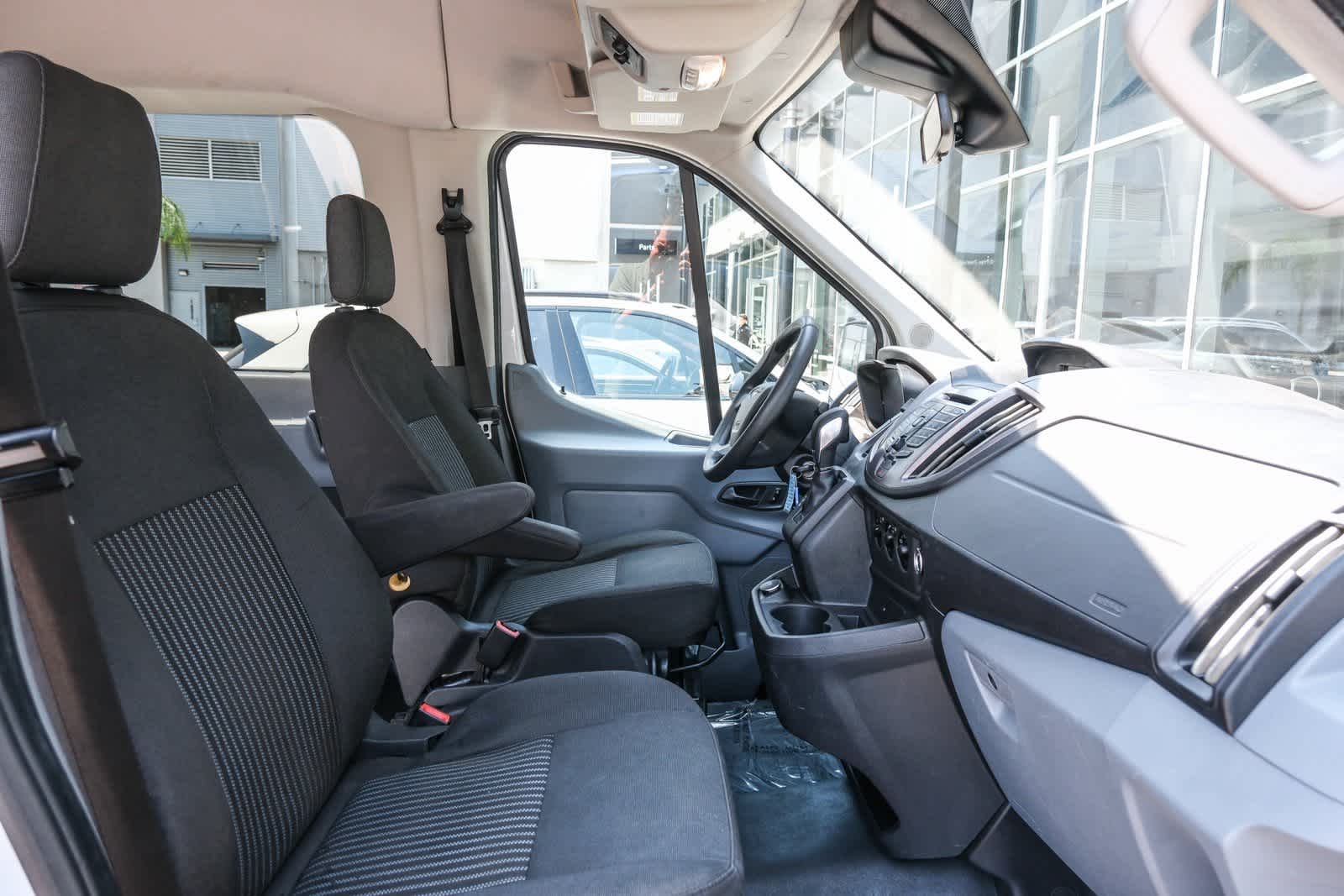 Thumbnail: 2019 Ford Transit Series - 13