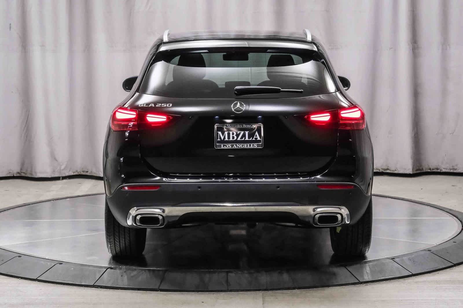 Thumbnail: 2025 Mercedes-Benz GLA - 3