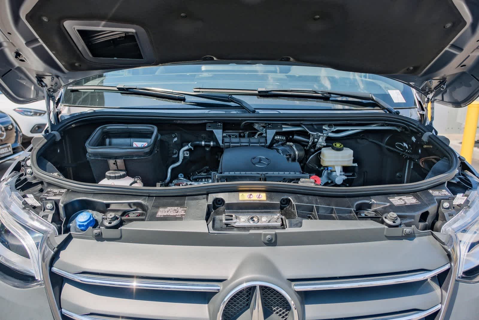 Thumbnail: 2024 Mercedes-Benz Sprinter - 22