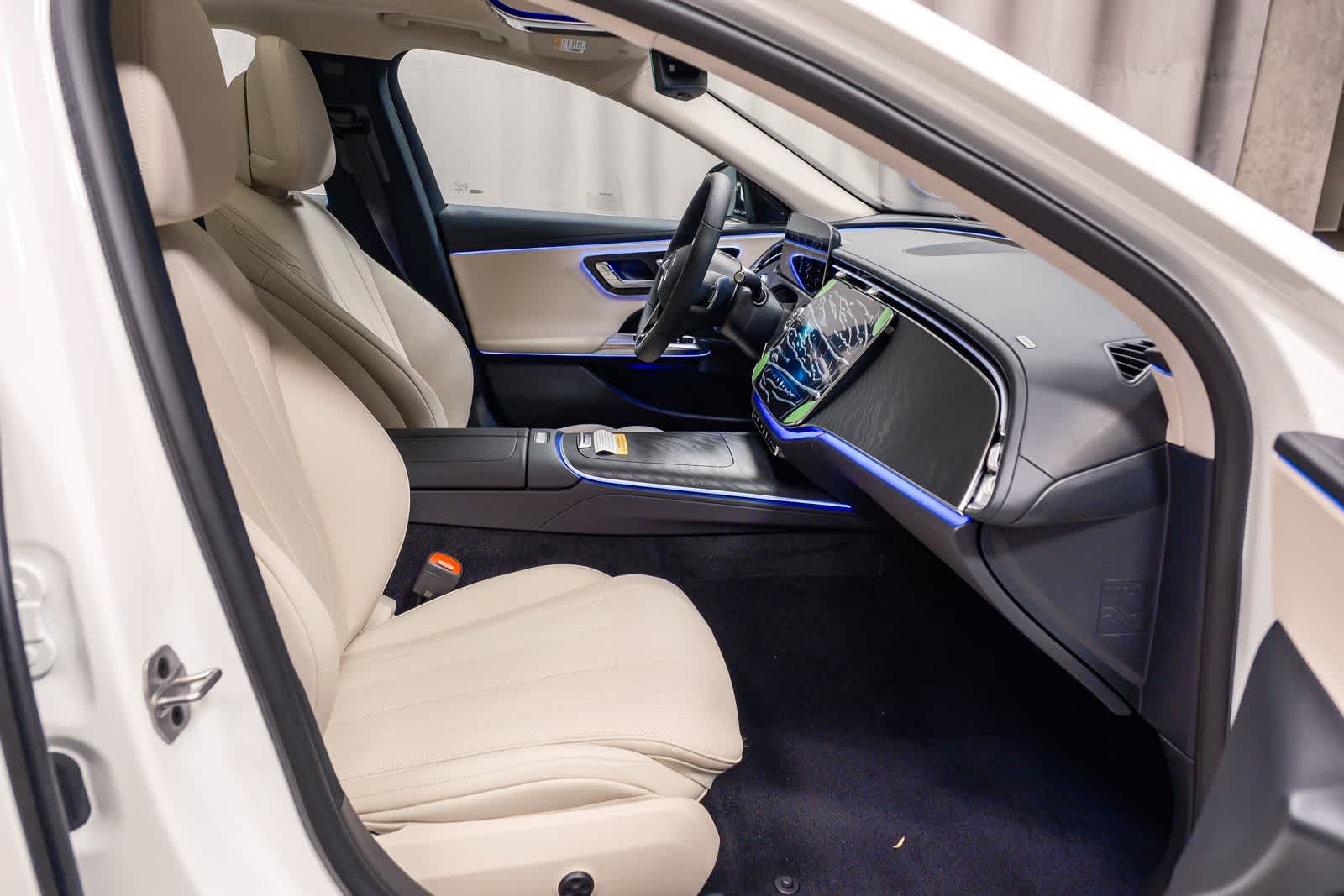 Thumbnail: 2026 Mercedes-Benz E-Class - 20