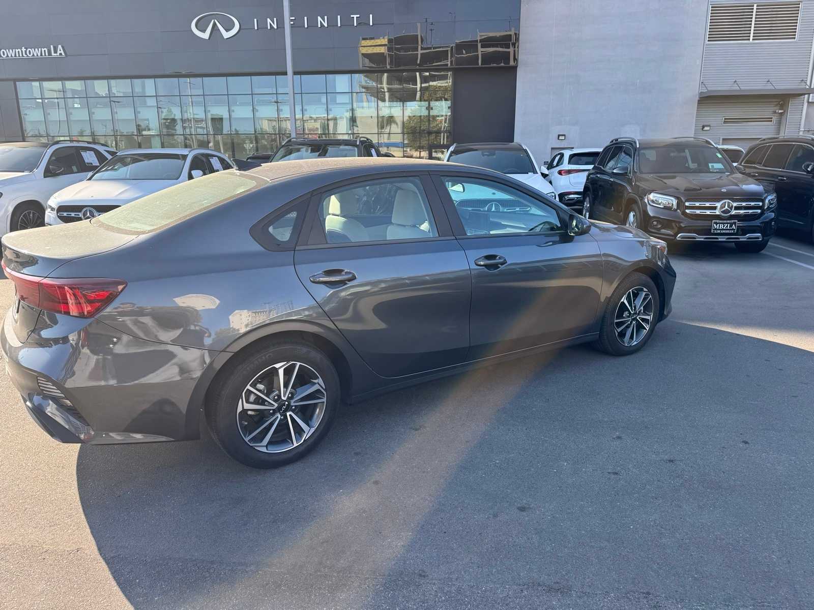 Thumbnail: 2022 Kia Forte - 4