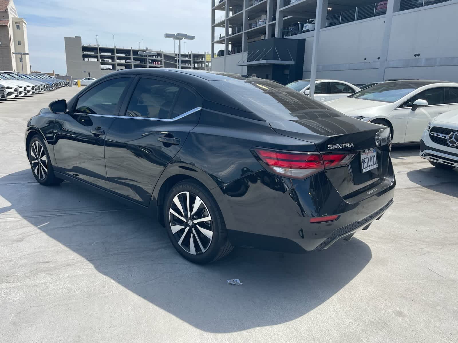 Thumbnail: 2022 Nissan Sentra - 2