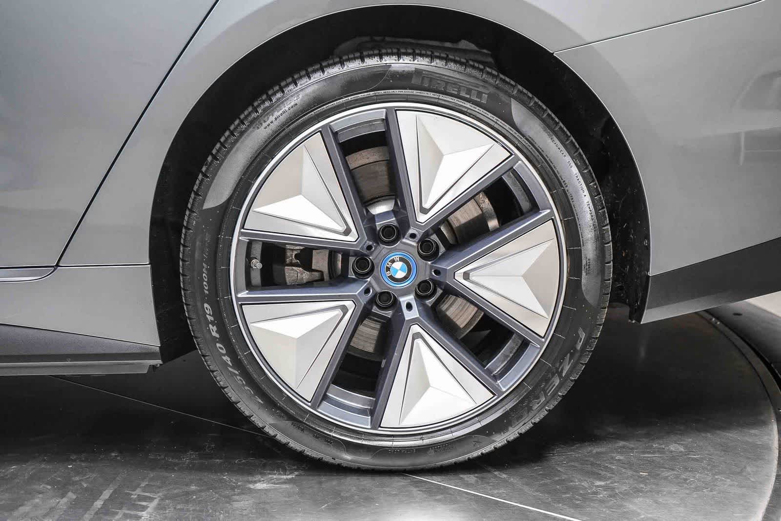 Thumbnail: 2024 BMW i4 - 13