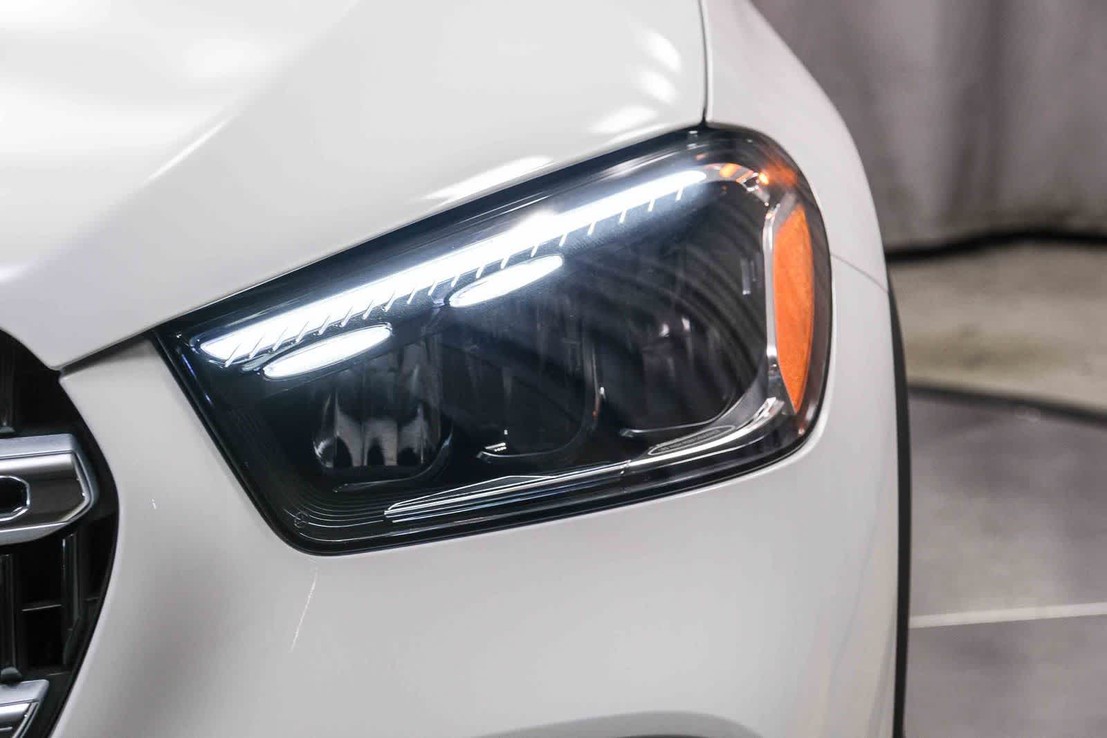 Thumbnail: 2026 Mercedes-Benz GLE - 12