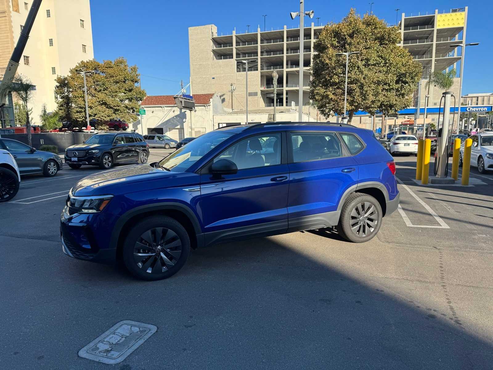 Thumbnail: 2023 Volkswagen Taos - 2