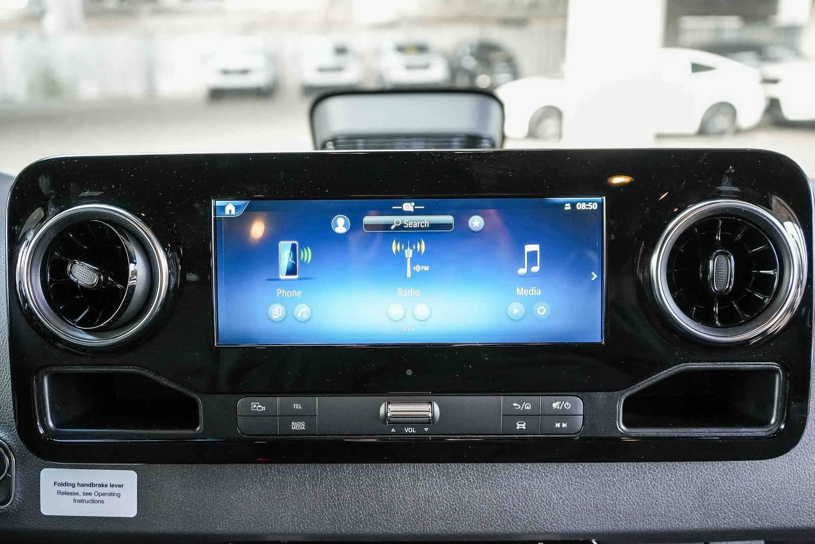 Thumbnail: 2026 Mercedes-Benz Sprinter - 14