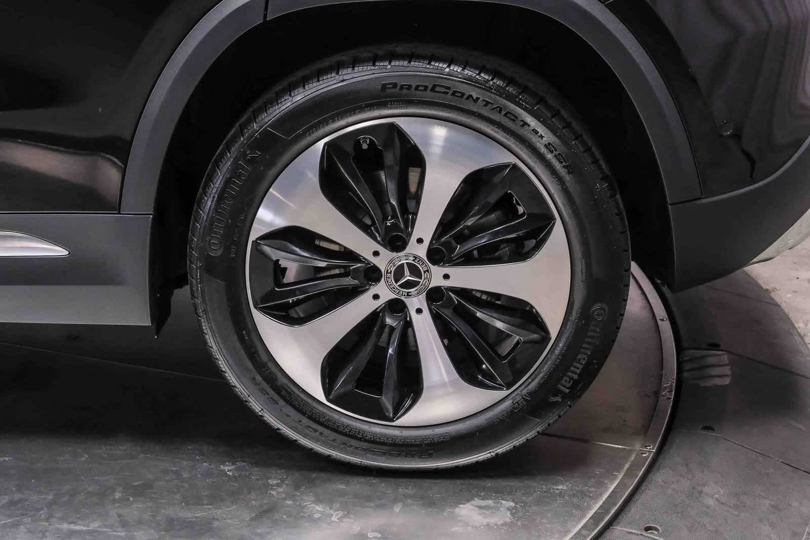 Thumbnail: 2025 Mercedes-Benz GLA - 9